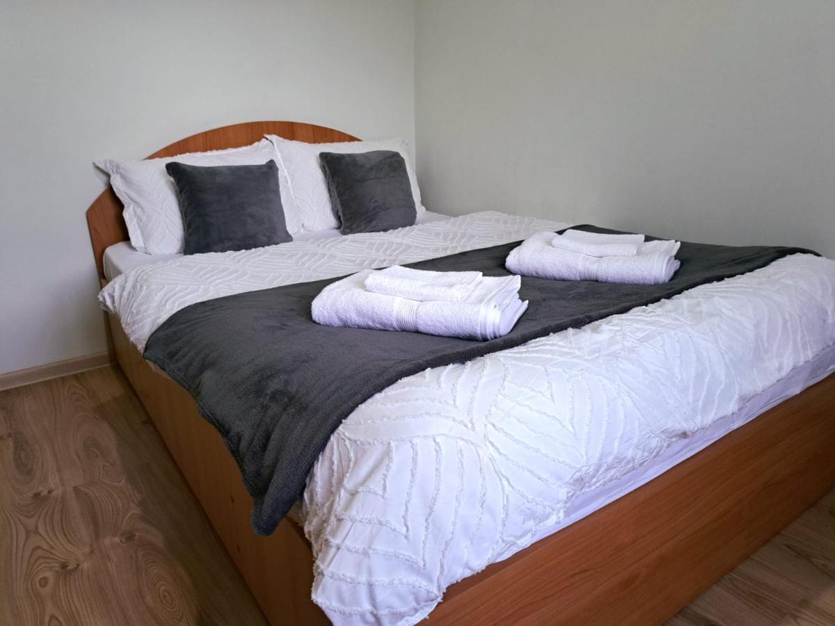 Aviliz Apartament 부스테니 외부 사진