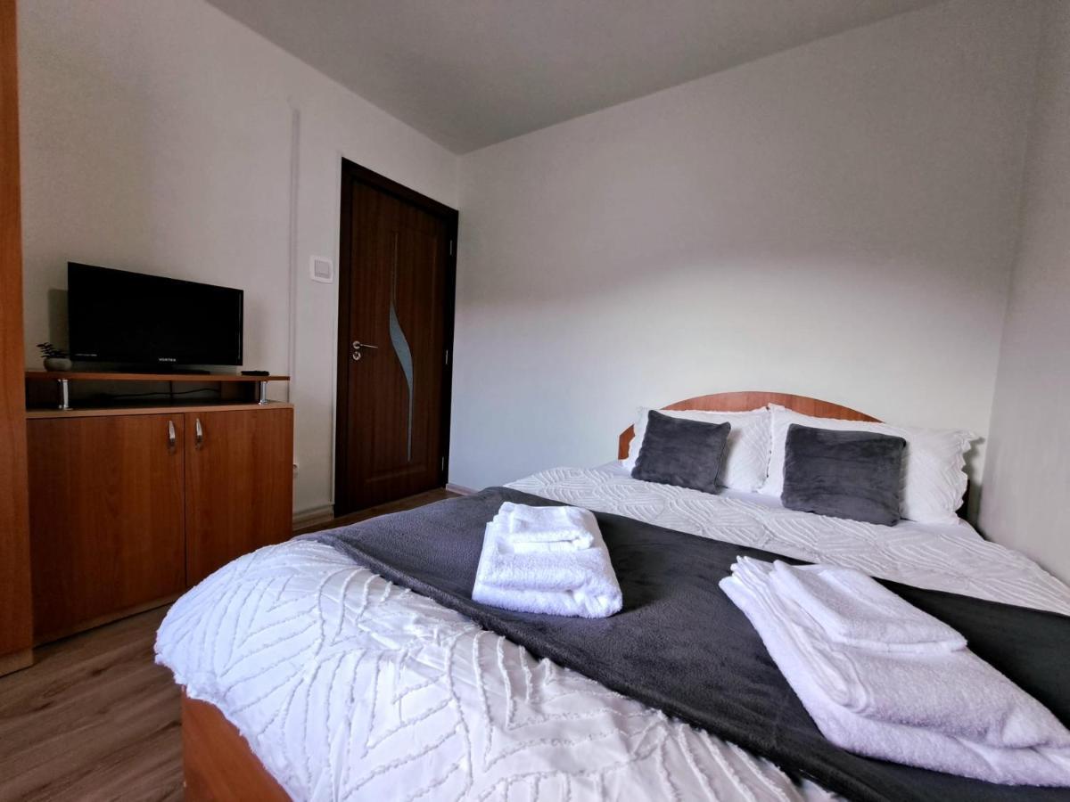 Aviliz Apartament 부스테니 외부 사진